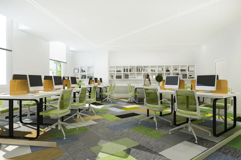 Apartamentos con Co working con diferentes sillas para compartir